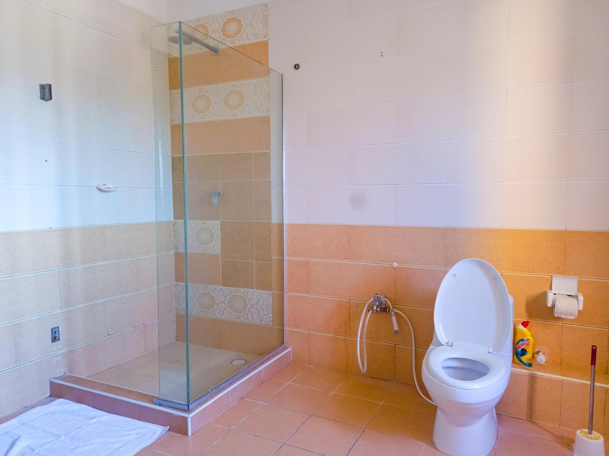 Ivory Beachfront Stays Mombassa Buitenkant foto